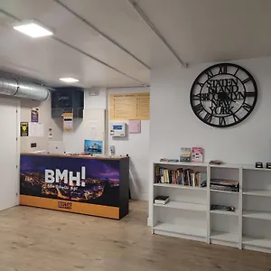  Hostel Metropolitan By Bossh Spanien